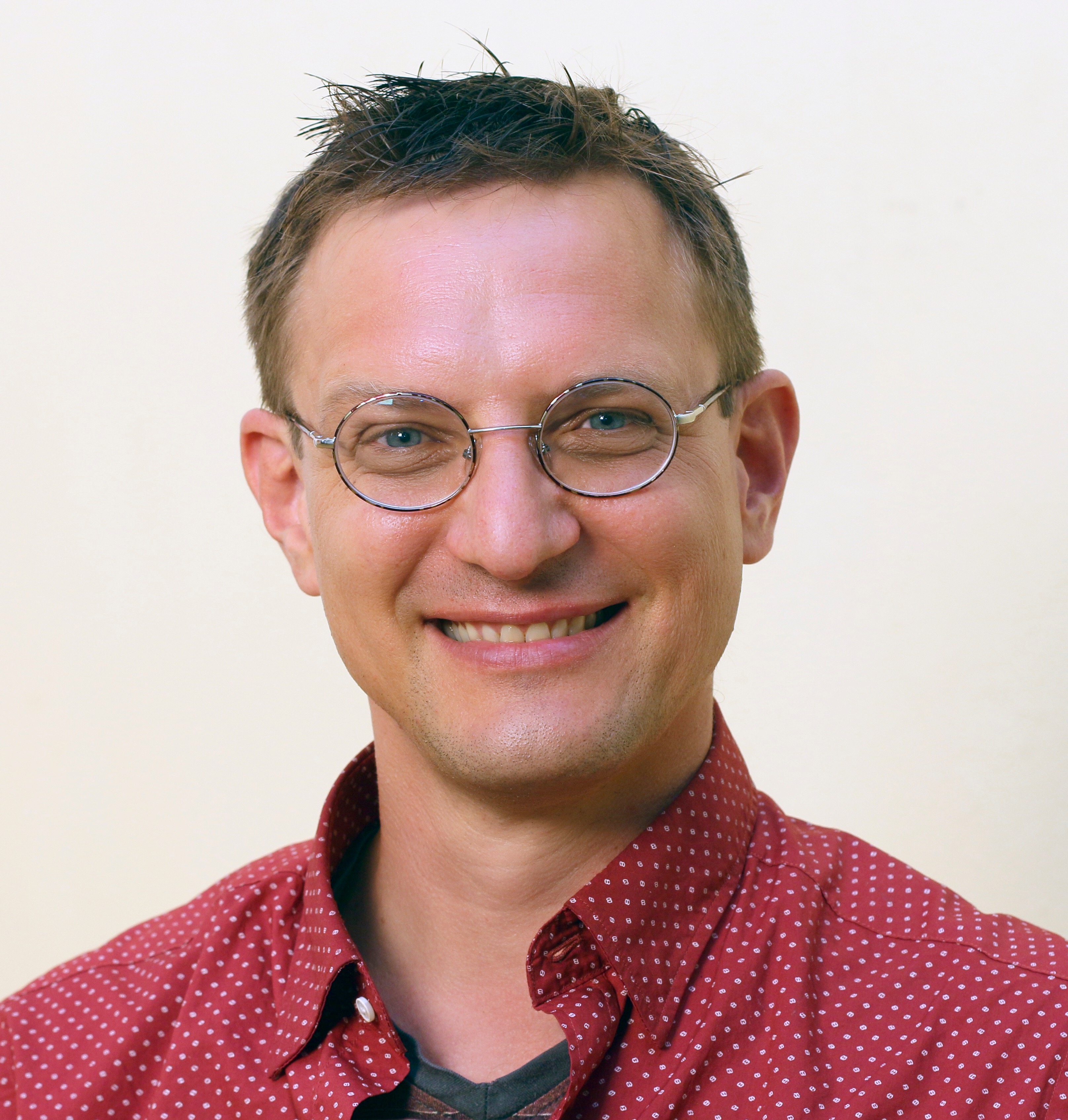 Portraitfoto von Stefan Datt